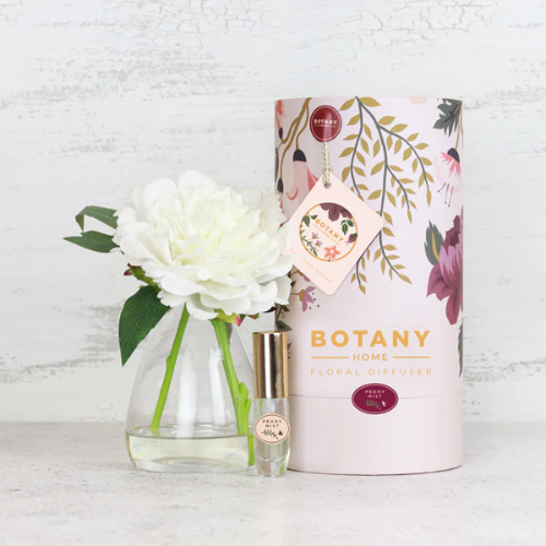 Silk Prestige White Peony & Peony Mist Silk Flower Diffuser Gift Set, €39