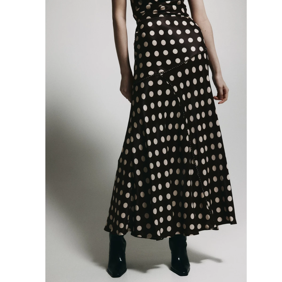 H&M Satin Skirt, €34.99