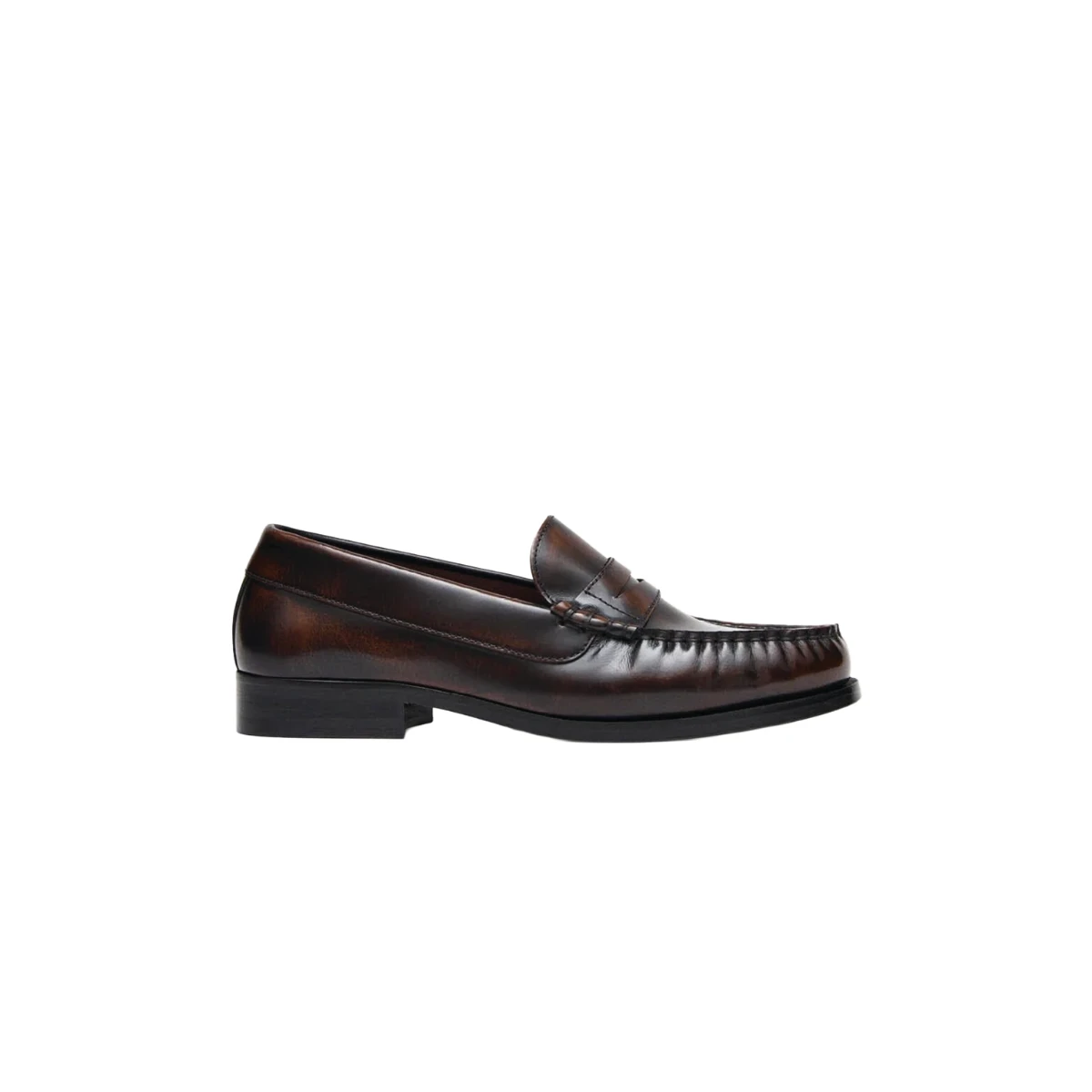 Alohas Rivet Loafers, €180