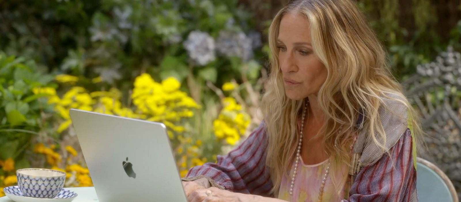 How women are using ChatGPT to make sense of men and fix their relationships