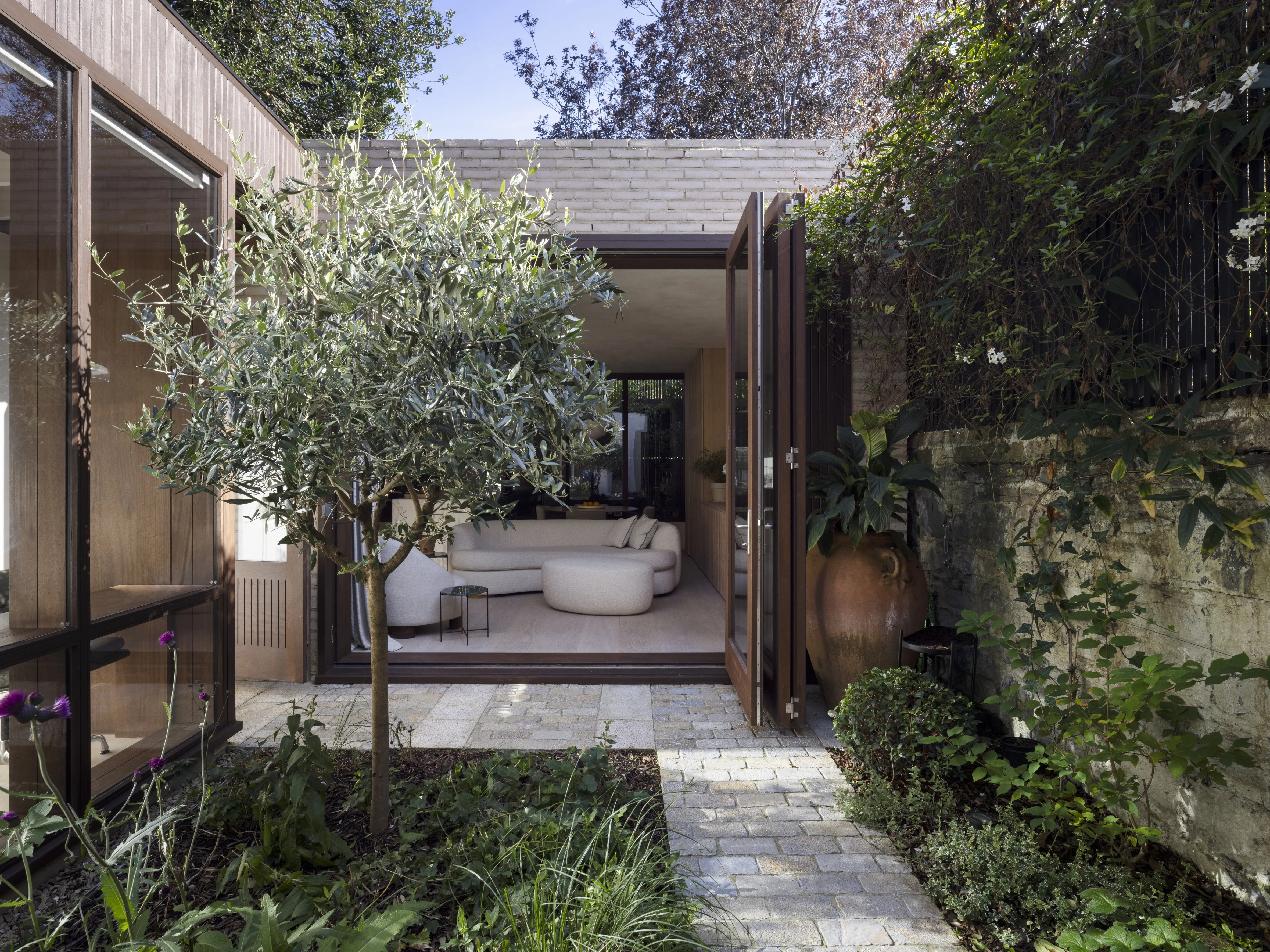 A tucked away Dublin mews has been turned into a light-filled sanctuary