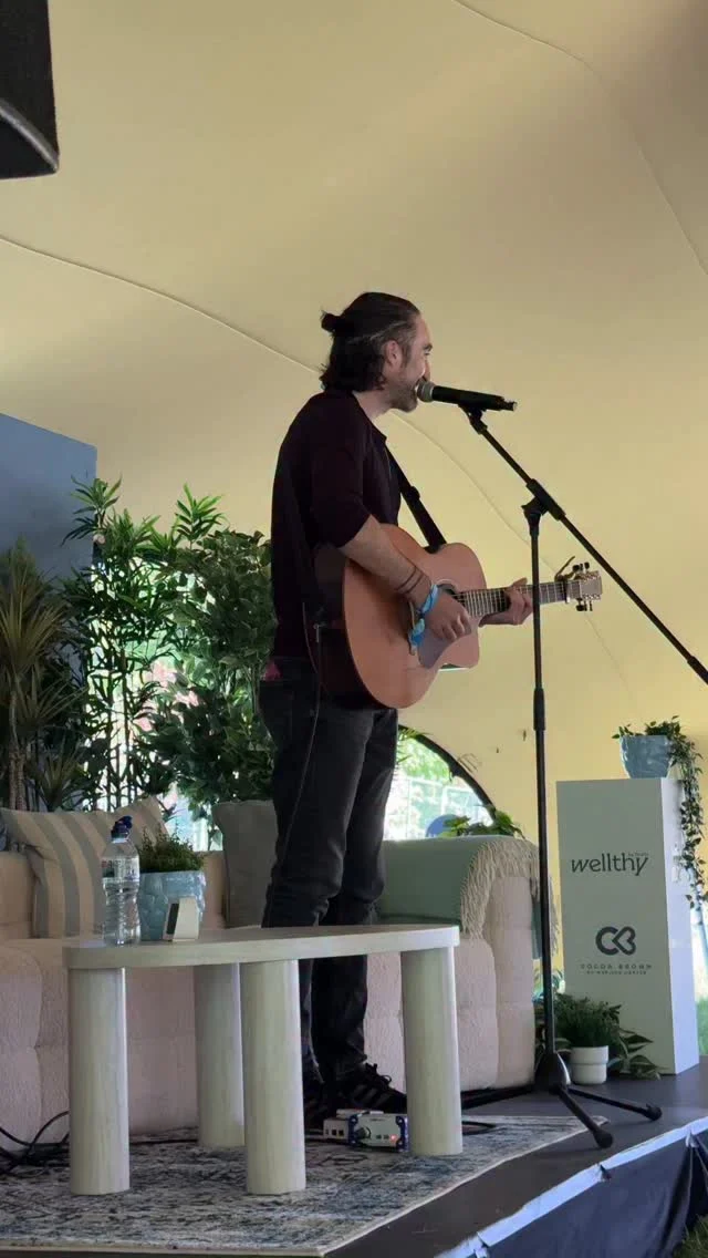 A beautiful performance from @dannythecoronas singing on the WellTalk stage at @wellfestirl ??

The IMAGE Wellness Project is live at WellFest this weekend in partnership with @vitacocoeu, @cocoabrowntan, Wellthy by @boots.ireland & @manhattan.ie????