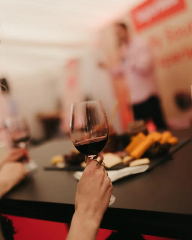 If you're visiting Taste of Dublin this weekend, here's one experience not to be missed ?

SuperValu’s Specially Sourced Wine Experience sessions are a little oasis in the heart of Taste where you can sit back, relax with a glass of wine in hand, and come away with facts to impress even the most experienced wine connoisseurs in your life.

Find out more at the link in bio ?

@supervalu_irl #tasteofdublin #ad #drinkaware